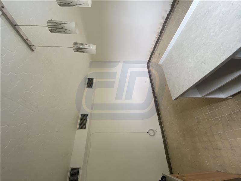 NB003218
