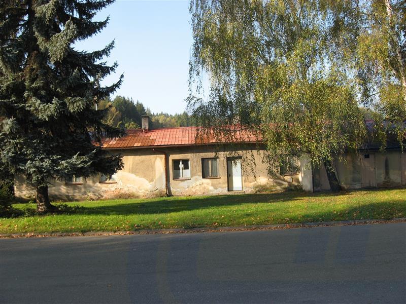 Hronov - pronájem skladových prostor