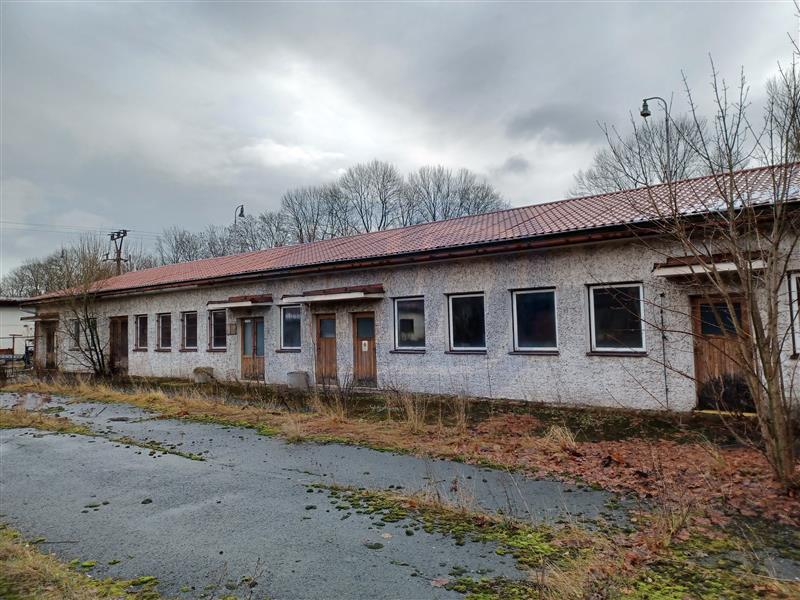 Meziměstí - skladové prostory k pronájmu