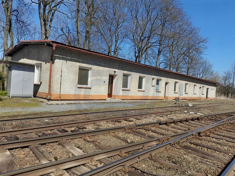Teplice nad Metují - skladové prostory k pronájmu